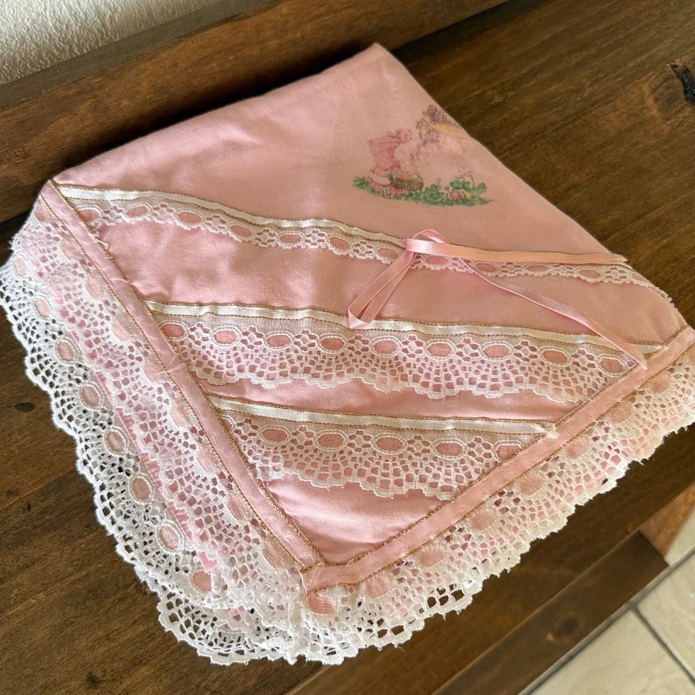 Vintage Pink Baby Blanket Lace Trim Girl Floral Bow 40x33